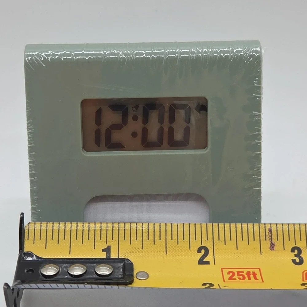 IKEA KUPONG Mini Digital Basic Alarm Clock Green Plastic Battery Powered